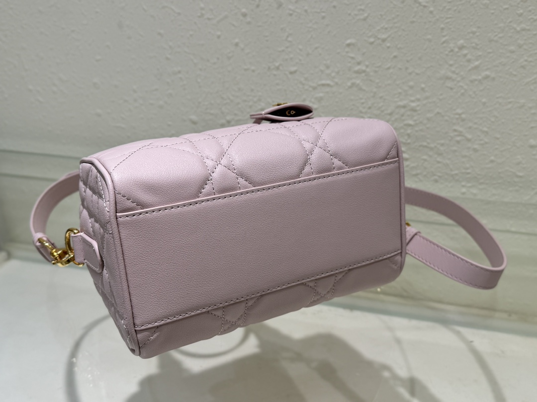 Dior Groove 20 Bag Pale Pink Macrocannage Calfskin